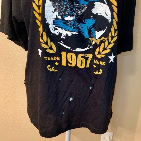 Distressed Top Large Black with Gold & Blue Graphic Eagle 1967 🦅 Cutout Holes - Picture 4 of 12